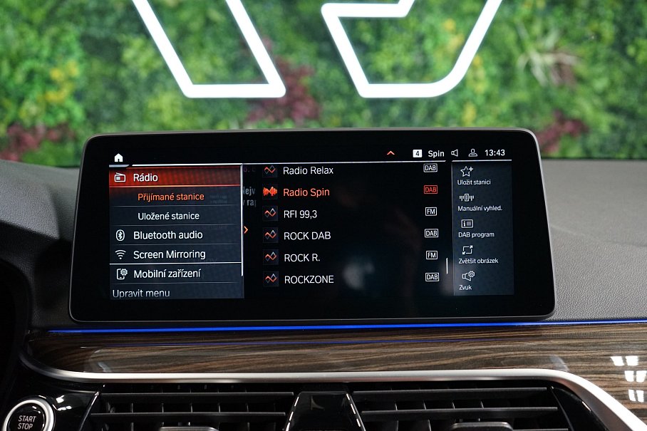 BMW Řada 5 530d xDrive Touring