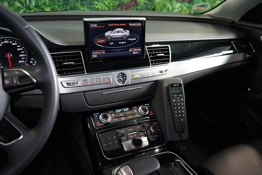 Audi A8 L W12 Security VR9