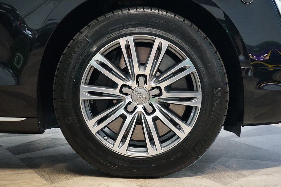 Audi A8 L W12 Security VR9