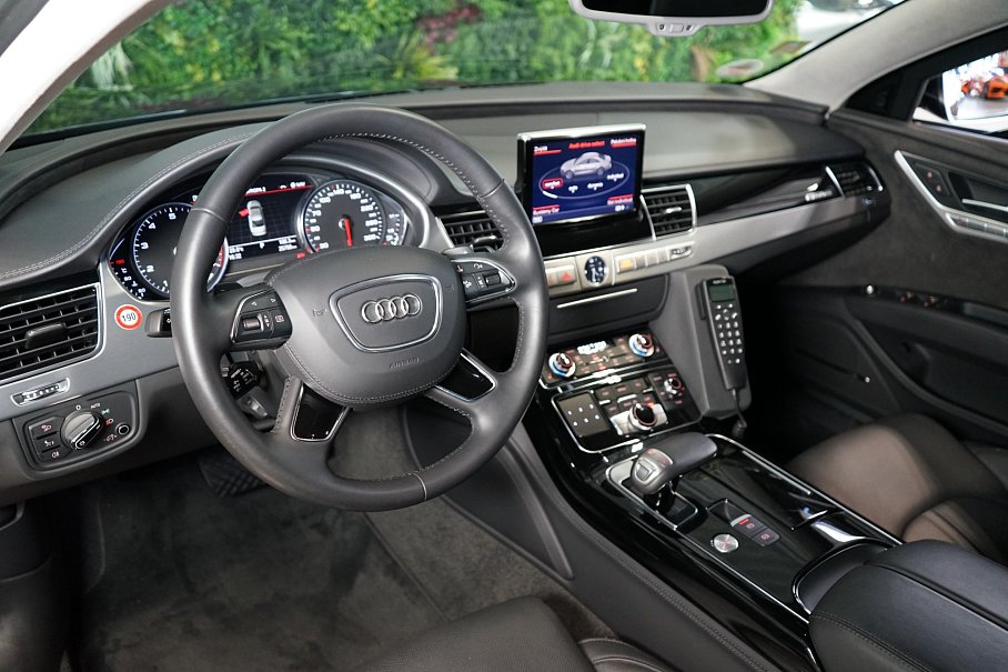 Audi A8 L W12 Security VR9