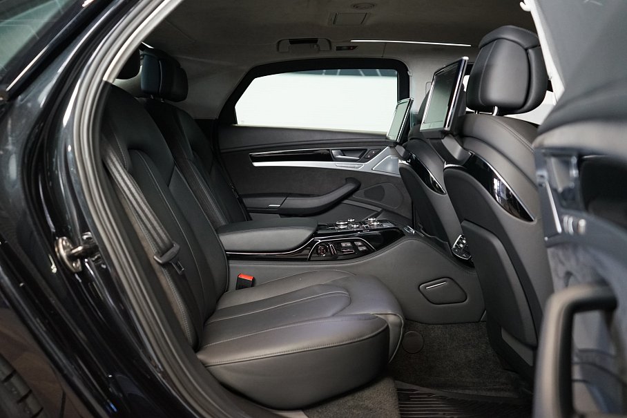 Audi A8 L W12 Security VR9