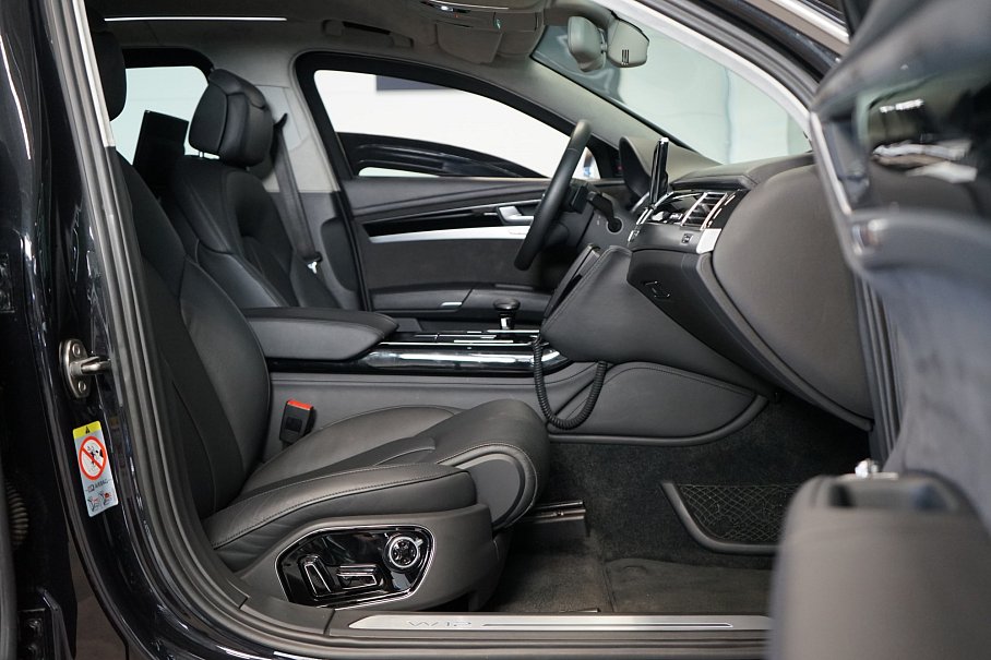 Audi A8 L W12 Security VR9