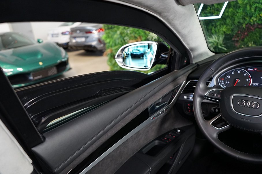 Audi A8 L W12 Security VR9