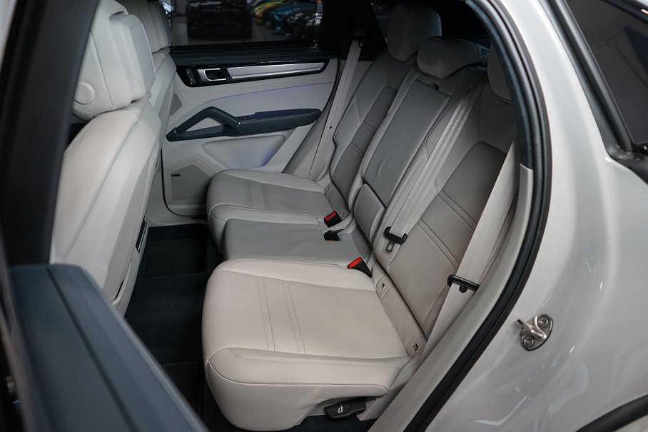 Porsche Cayenne GTS Coupé