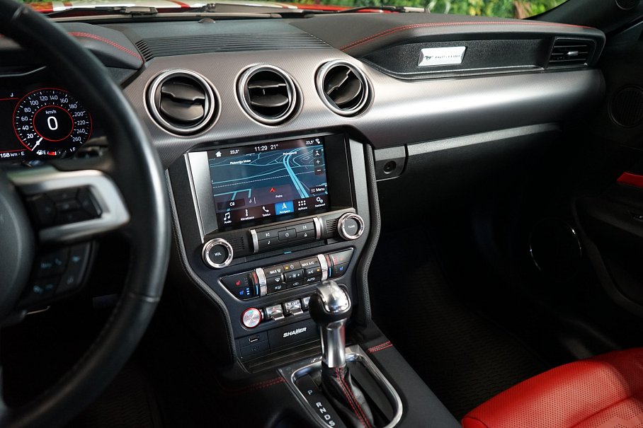 Ford Mustang V8 5.0 GT