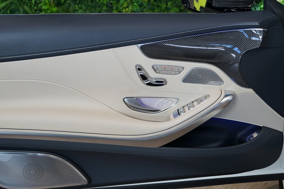 Mercedes-Benz Třída S 63 4Matic+ Cabriolet