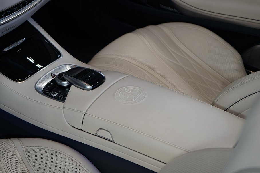 Mercedes-Benz Třída S 63 4Matic+ Cabriolet