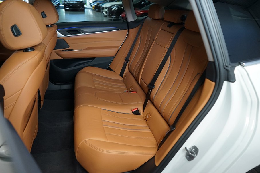 BMW Řada 6 640i xDrive GT