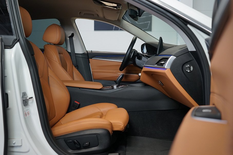 BMW Řada 6 640i xDrive GT