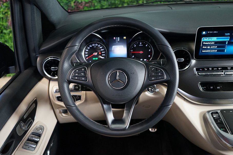 Mercedes-Benz Třída V 300d 4Matic