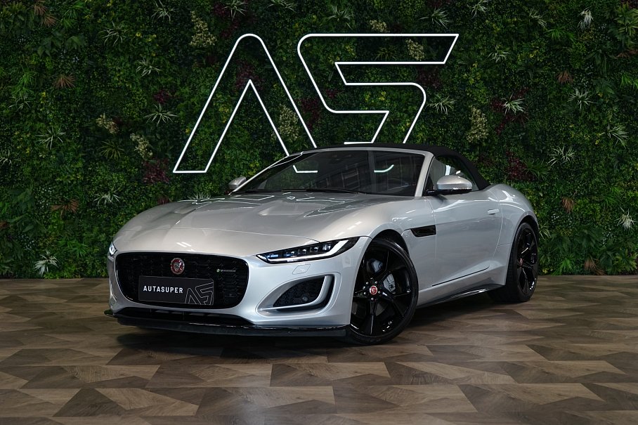 Jaguar F-Type P300 R-Dynamic