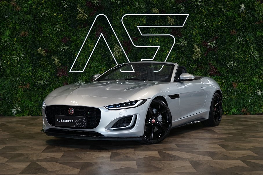 Jaguar F-Type P300 R-Dynamic