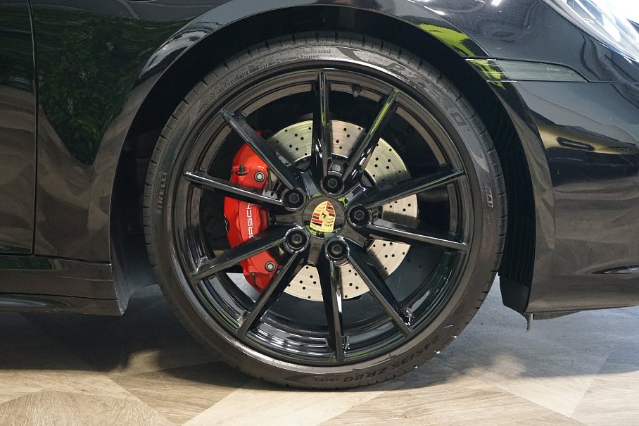 Porsche 911 Carrera 4S