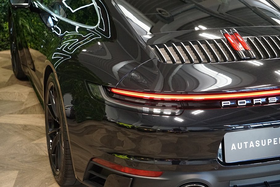 Porsche 911 Carrera 4S