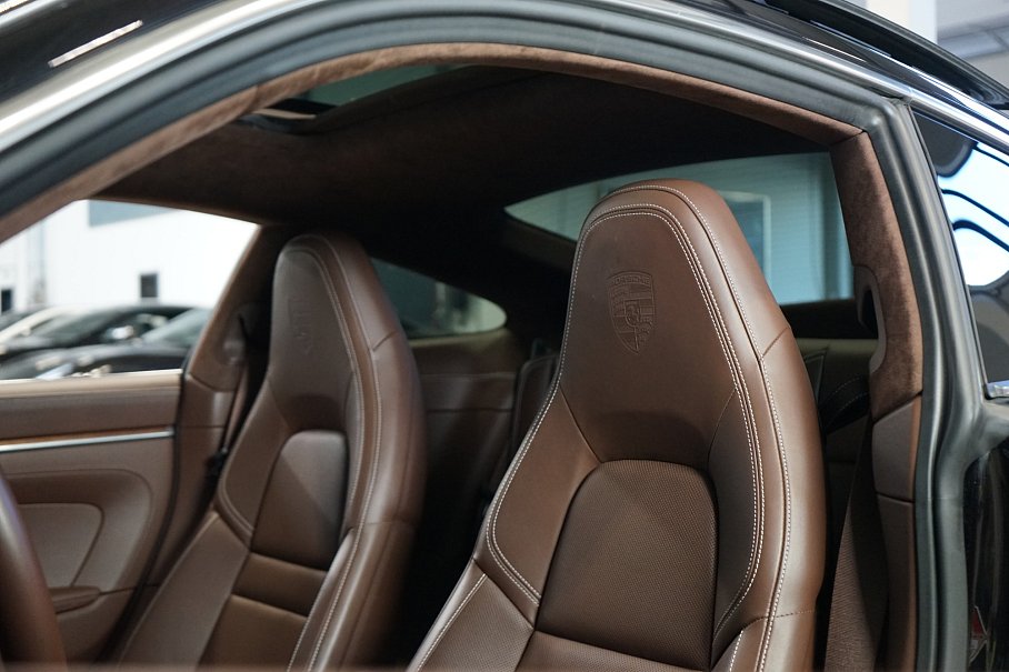 Porsche 911 Carrera 4S