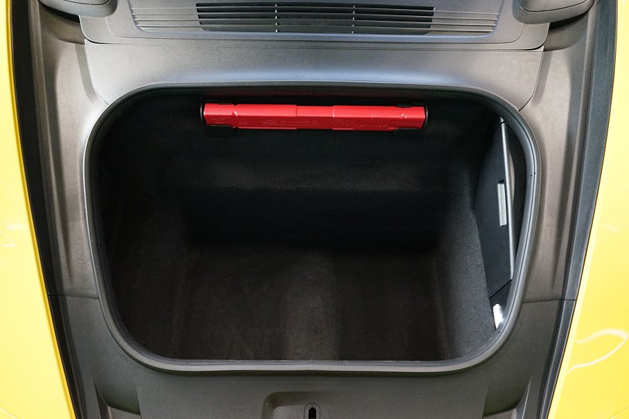 Porsche 911 Carrera