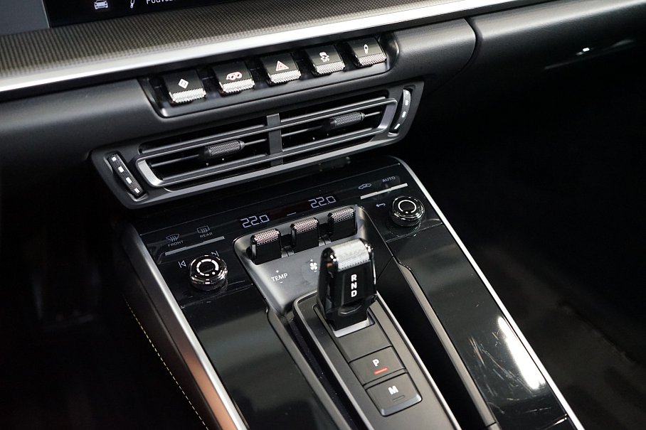 Porsche 911 Carrera