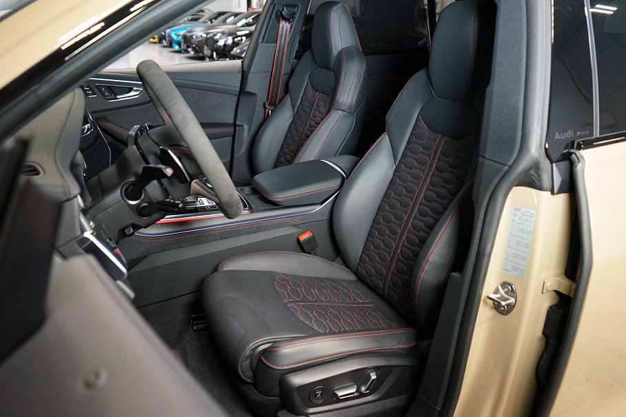Audi RS Q8 4.0 Performance TFSI quattro