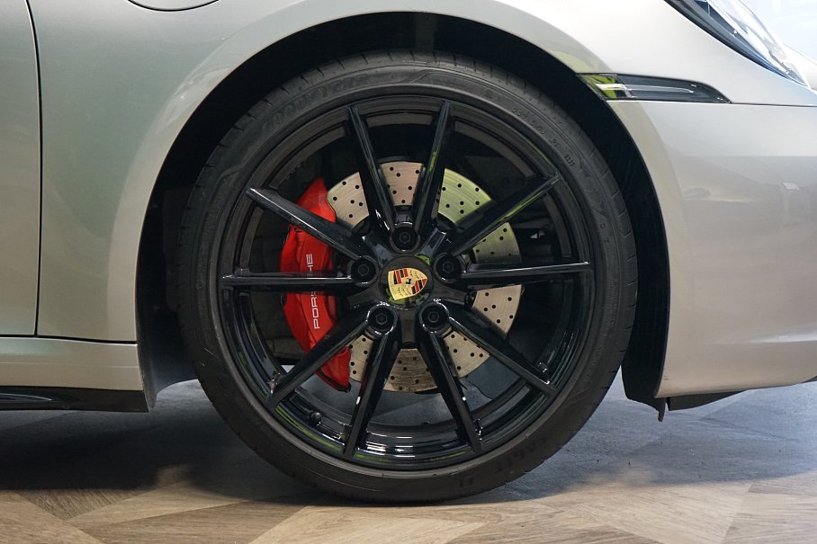 Porsche 911 Carrera 4S Cabriolet
