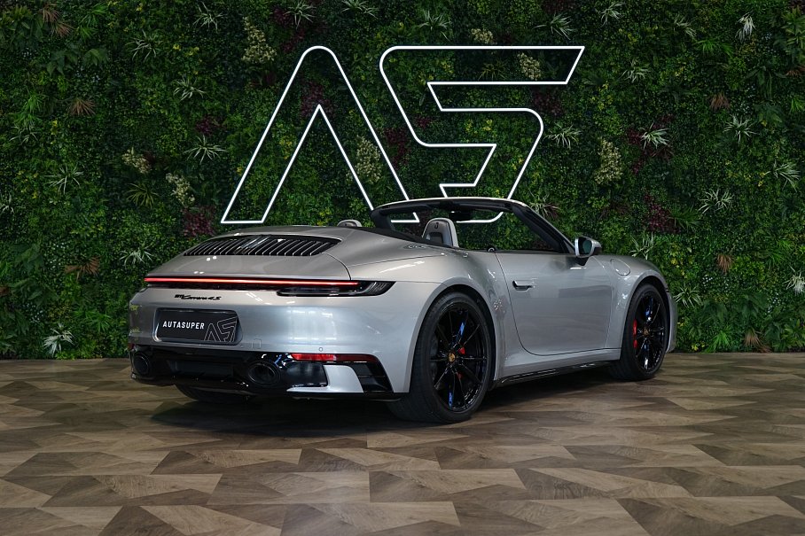 Porsche 911 Carrera 4S Cabriolet