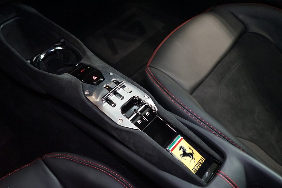 Ferrari 296 GTB 