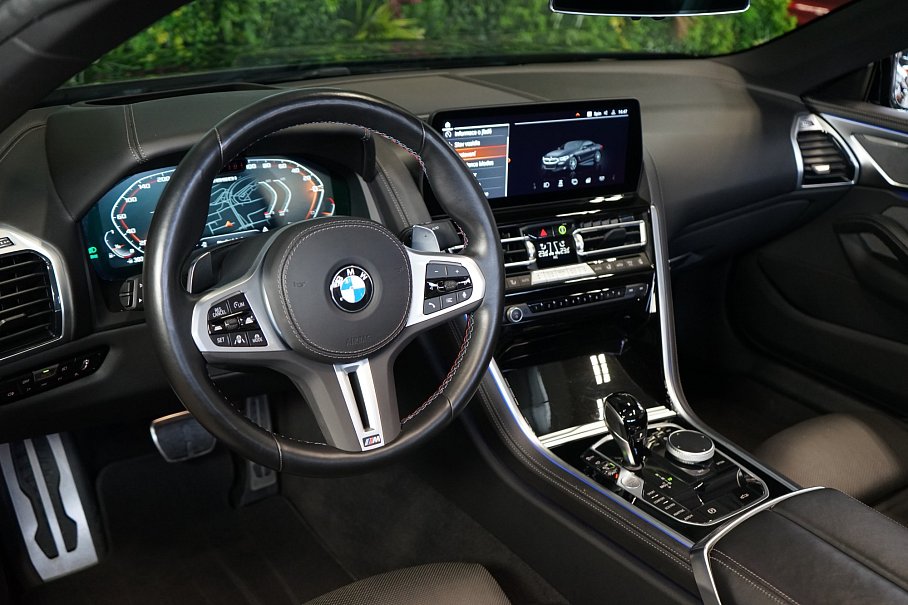 BMW Řada 8 850i xDrive Cabrio
