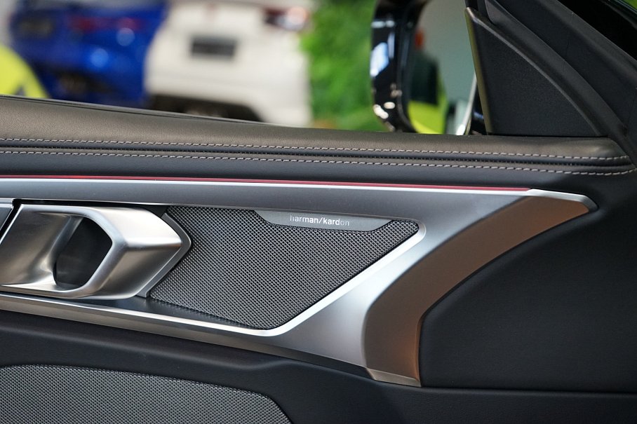 BMW Řada 8 850i xDrive Cabrio