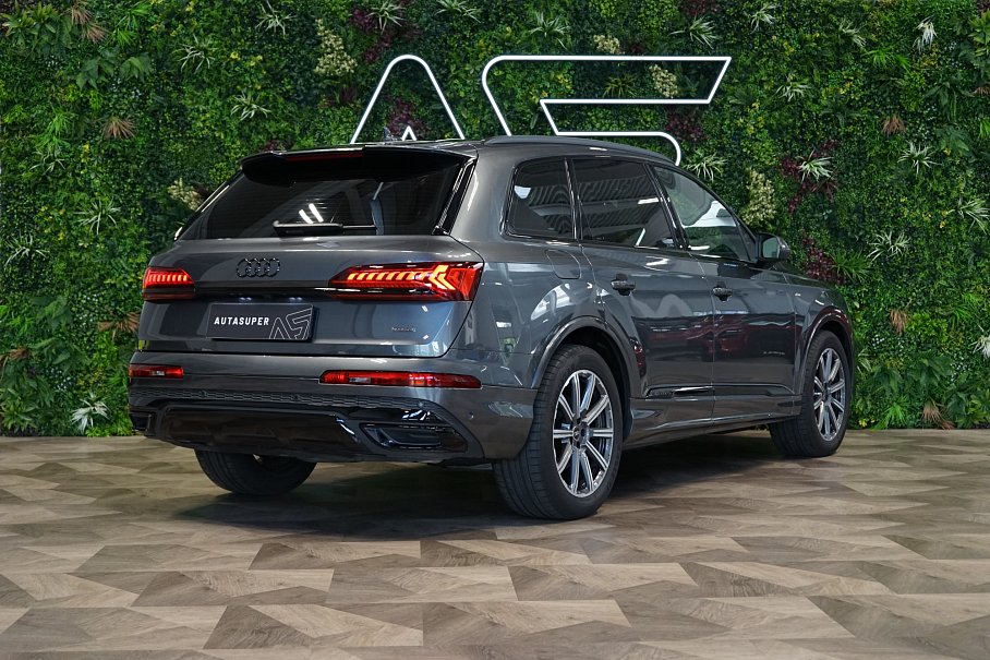 Audi Q7 50 TDI quattro