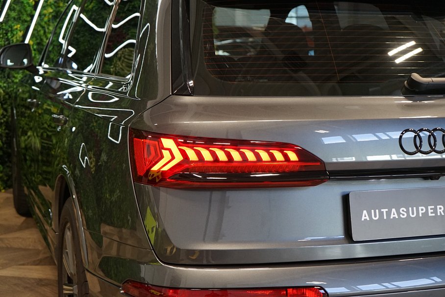 Audi Q7 50 TDI quattro