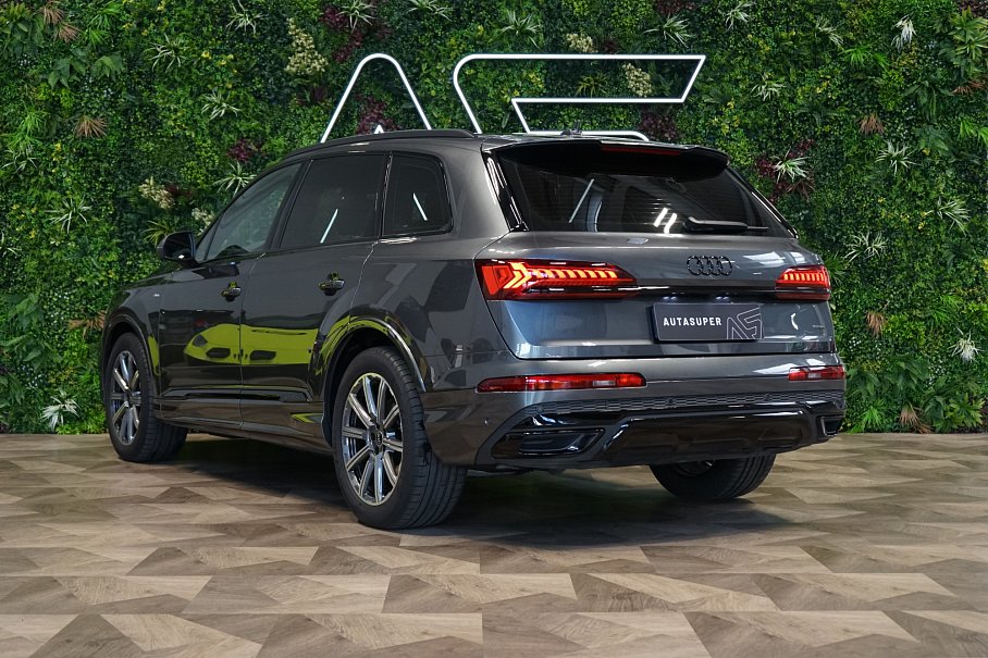 Audi Q7 50 TDI quattro