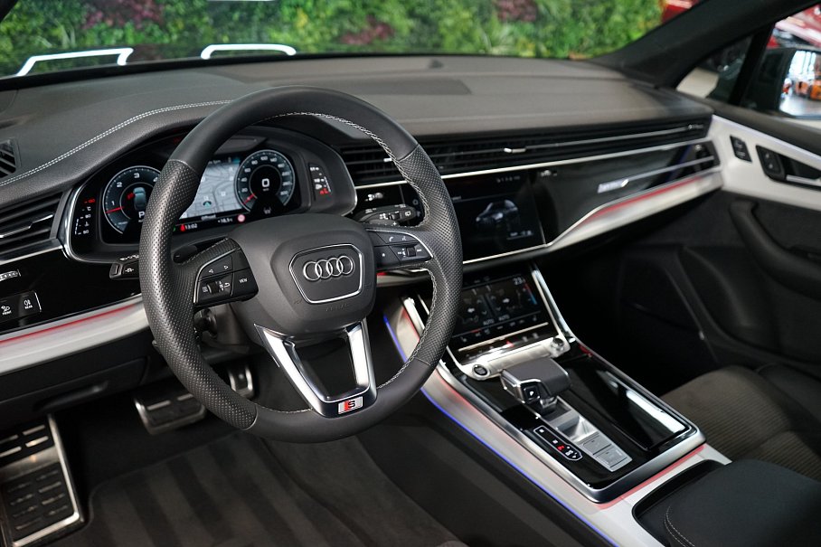 Audi Q7 50 TDI quattro