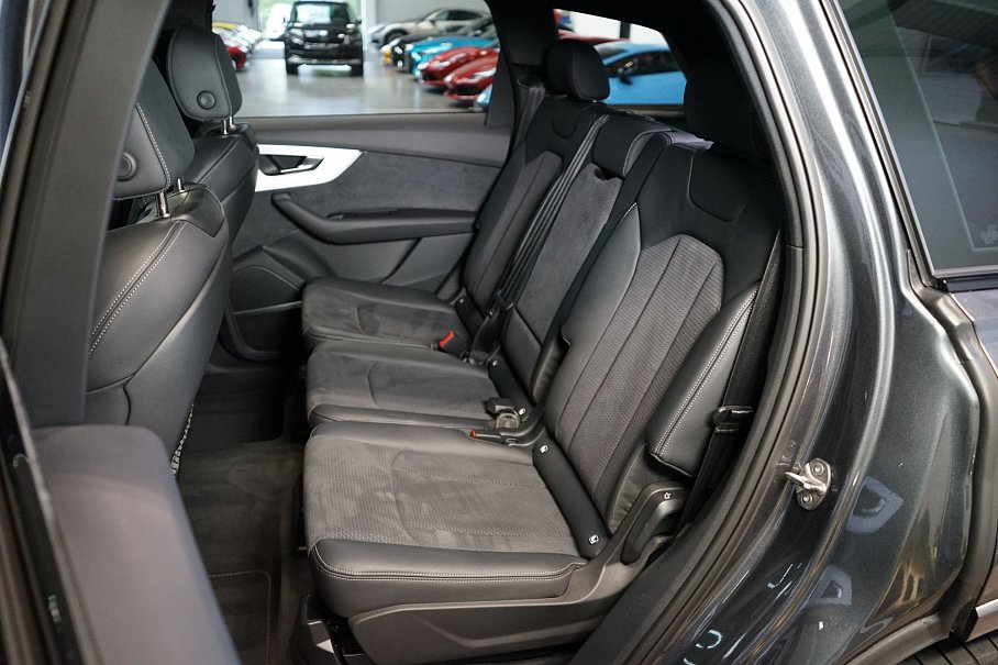 Audi Q7 50 TDI quattro