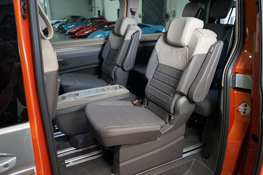 Volkswagen Multivan 2.0 TDI Style Long