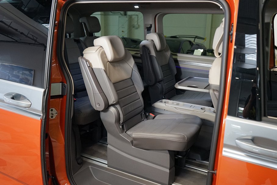Volkswagen Multivan 2.0 TDI Style Long