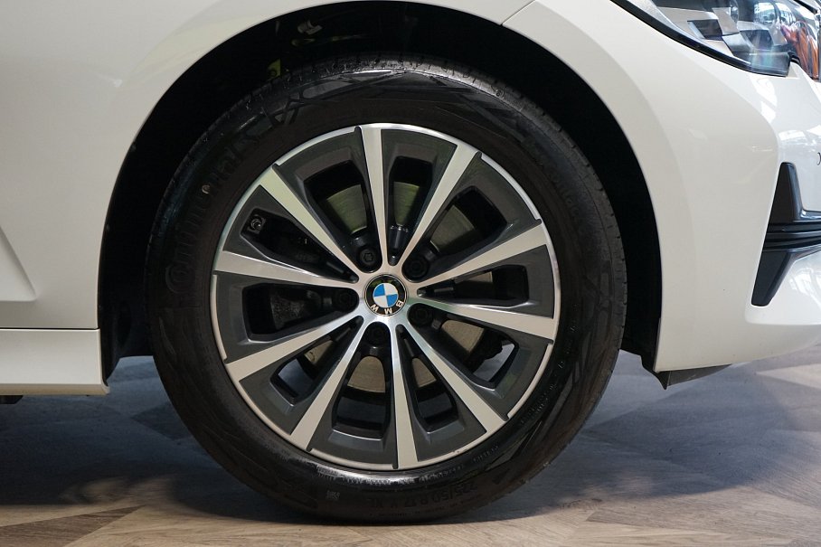 BMW Řada 3 320i xDrive
