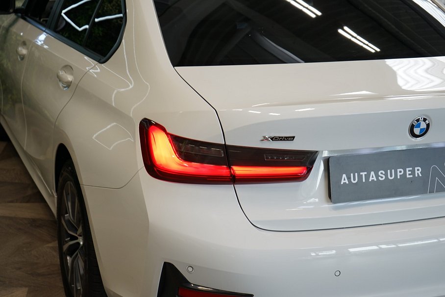 BMW Řada 3 320i xDrive