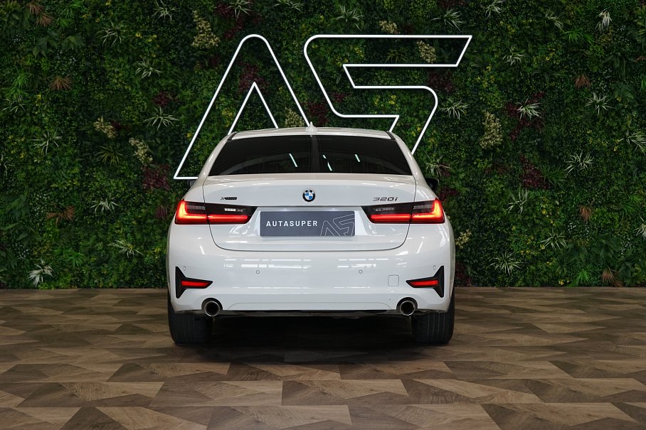 BMW Řada 3 320i xDrive