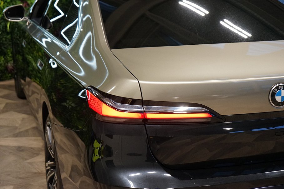 BMW Řada 7 740d xDrive