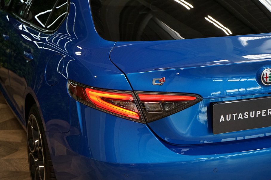 Alfa Romeo Giulia Competizione