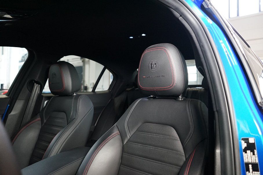 Alfa Romeo Giulia Competizione