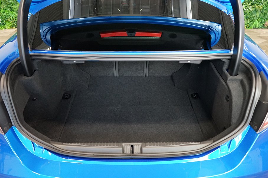 Alfa Romeo Giulia Competizione