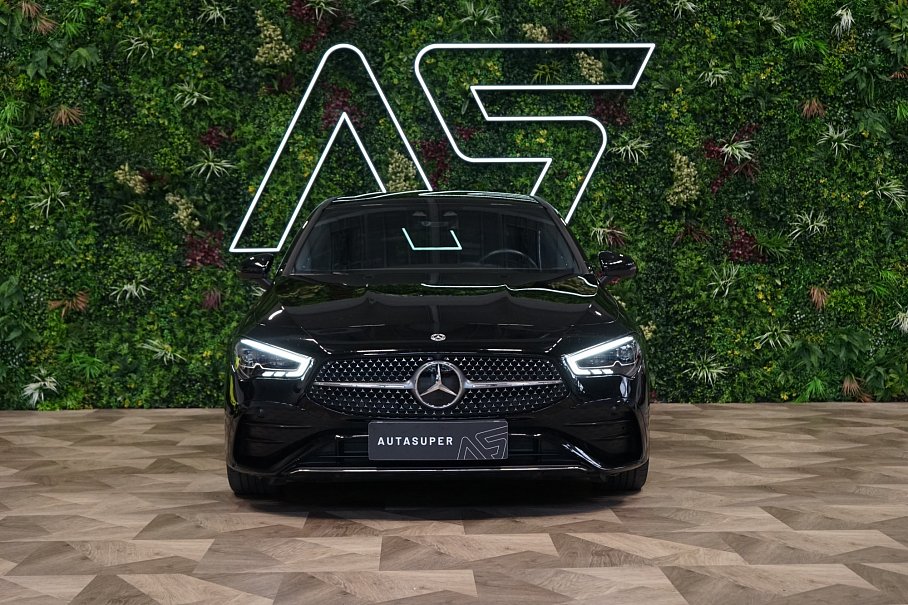Mercedes-Benz CLA 200d Shooting Brake