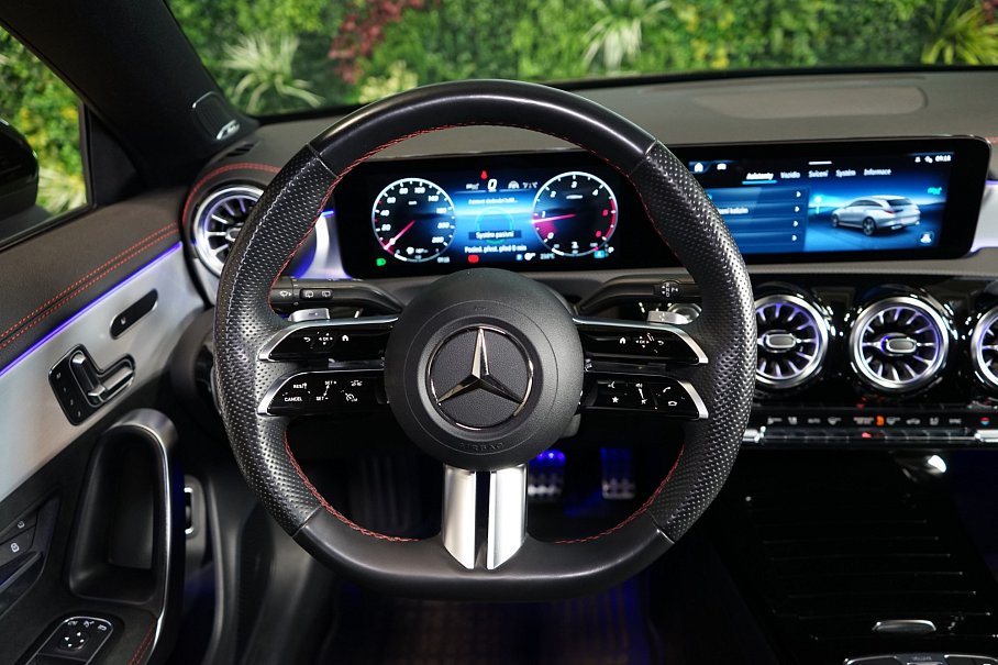Mercedes-Benz CLA 200d Shooting Brake