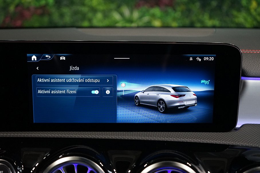 Mercedes-Benz CLA 200d Shooting Brake