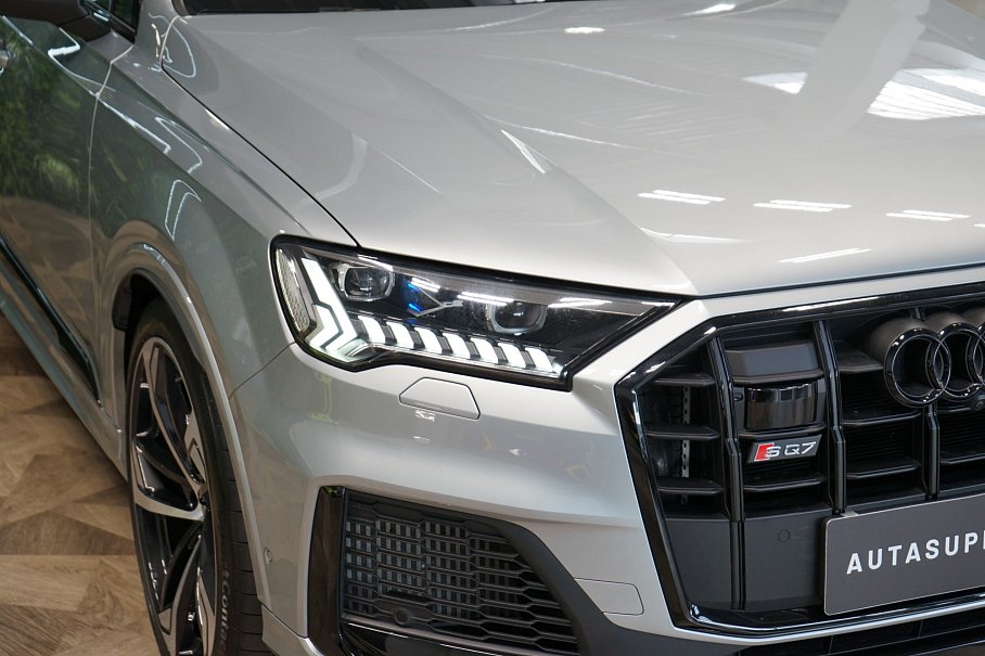 Audi SQ7 TFSI quattro