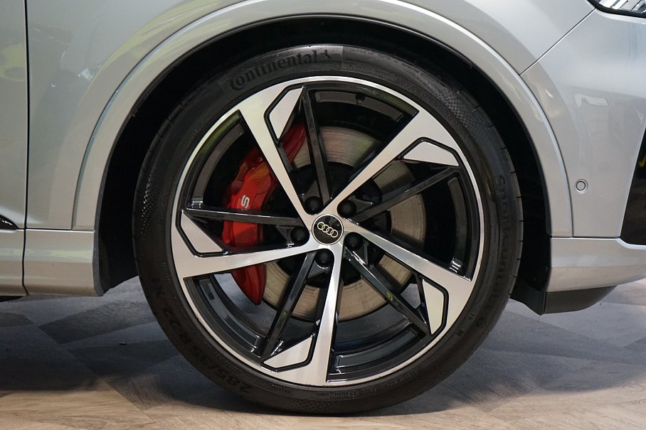 Audi SQ7 TFSI quattro