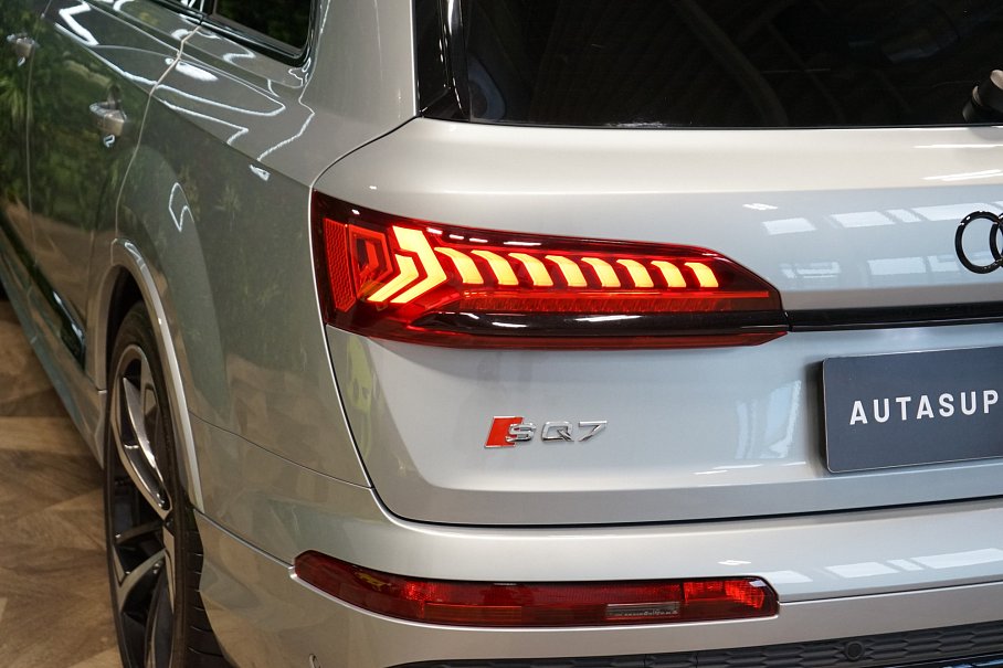 Audi SQ7 TFSI quattro