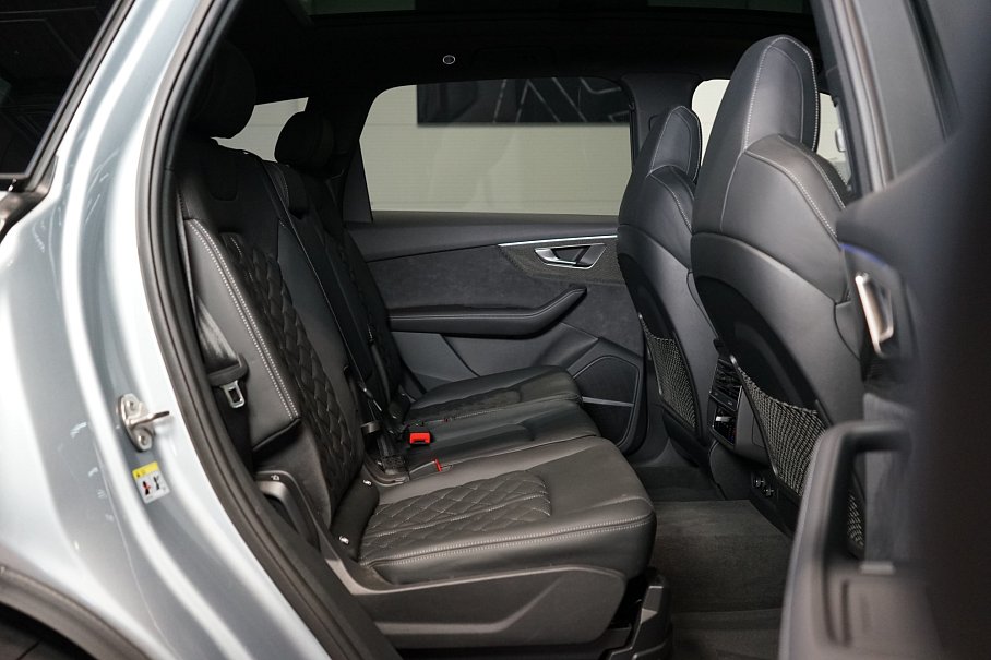 Audi SQ7 TFSI quattro