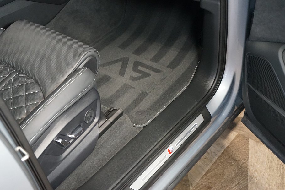 Audi SQ7 TFSI quattro