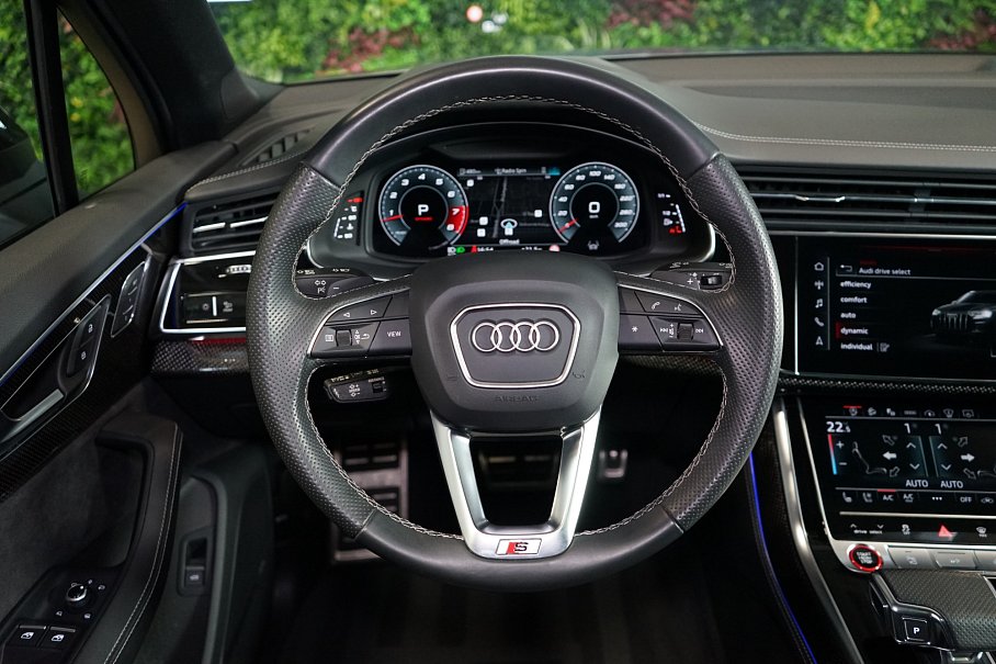 Audi SQ7 TFSI quattro